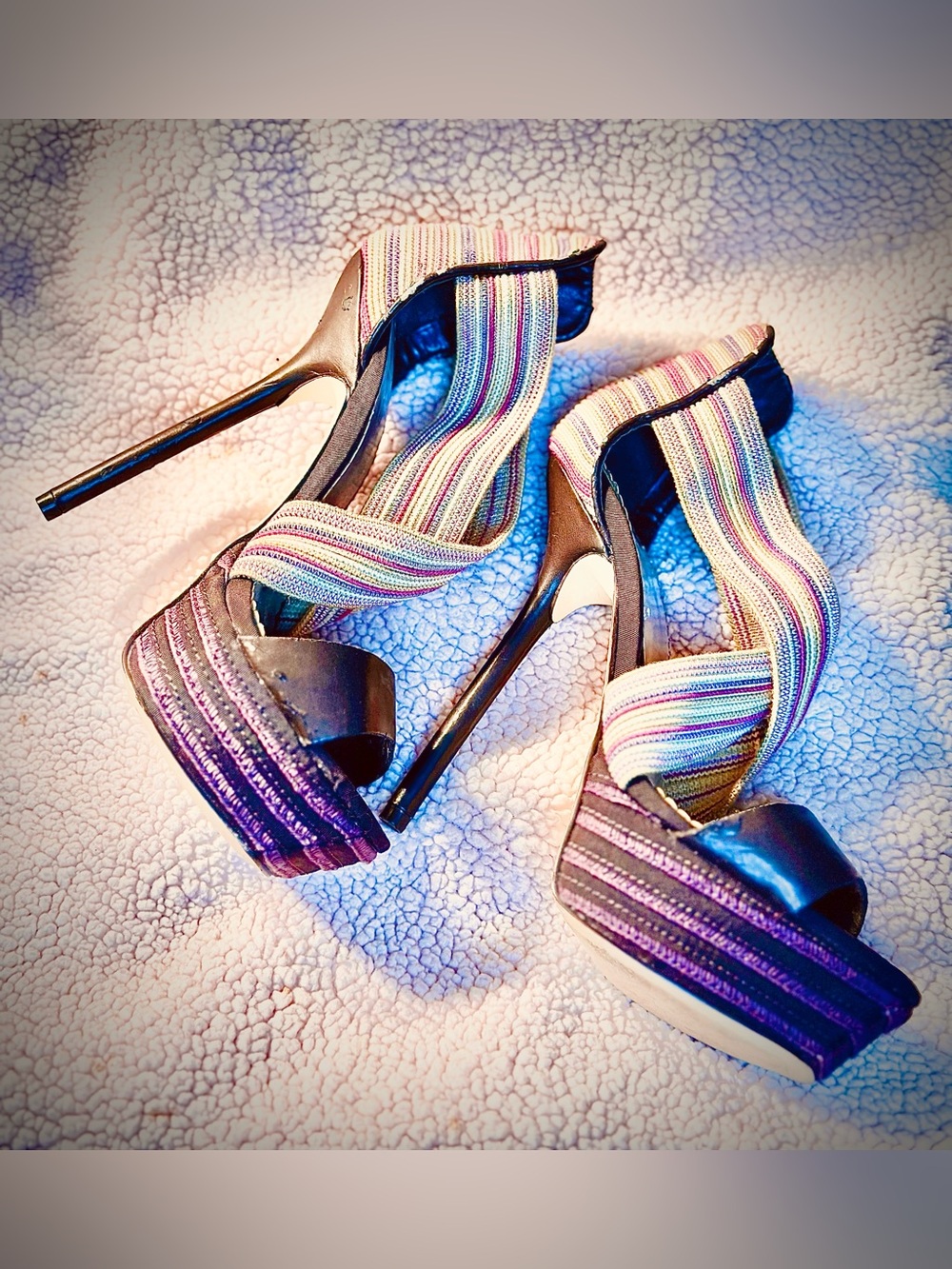 Bebe eBlack Sandals with Multicolor Strappy Cross Bands